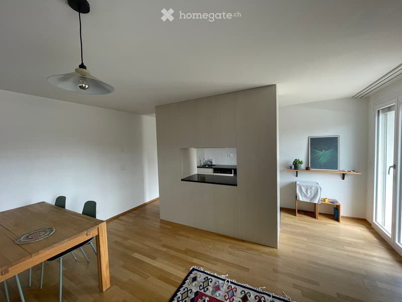 Appartement spacieux avec grand balcon (1)