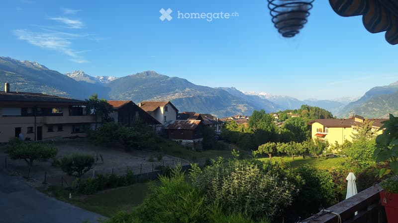 A louer appartement dans petit immeuble tranquille (3)