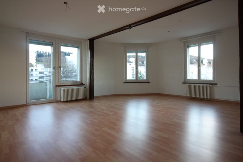Günstige 4.5-Zimmerwohnung mit Balkon in St. Gallen-Neudorf (1)