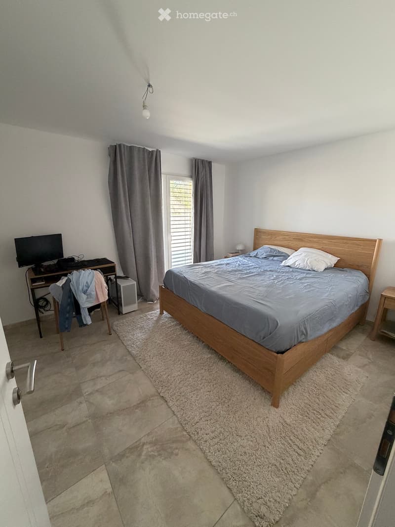 2.5 pièces neuf / Neue 2.5-Zimmer-Wohnig (3)