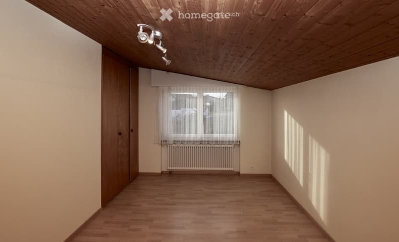Maison familiale avec beau terrain situé au calme (5)