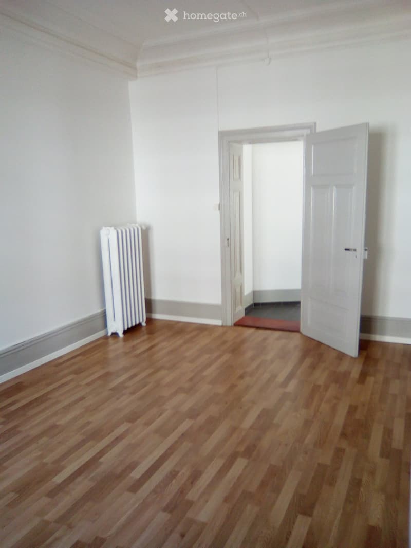 Appartement 2 pièces au centre de Moutier, 54 m2 (3)