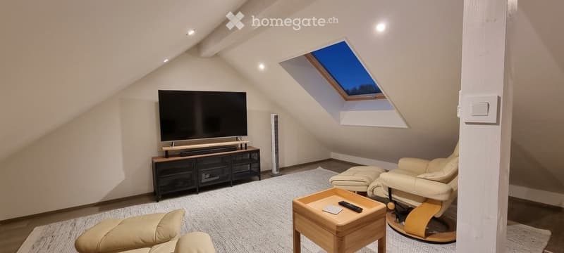 Appartement de 5.5 Pièces en triplex à Valangin (11)