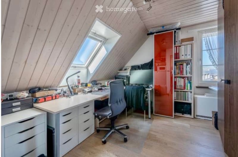Charmante 3.5-Zimmer-Dachwohnung in Samstagern (5)