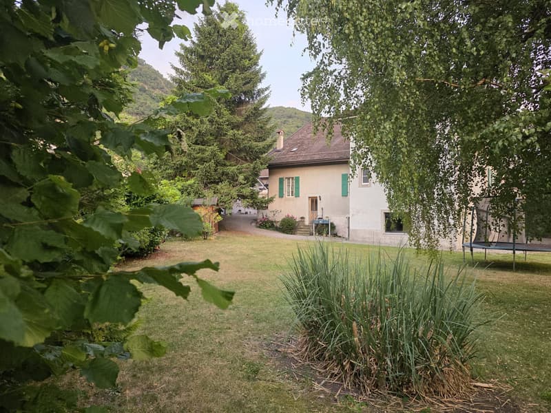 Grand 3,5 pièces de 135 m2 avec jardin (1)