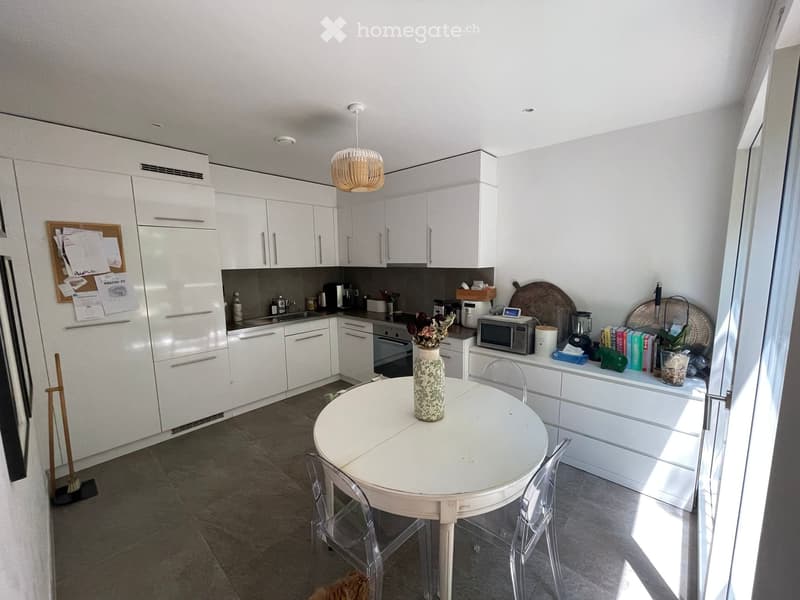 Lease Takeover Beautiful Apartment in Conches/Malagnou (4)