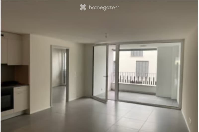 Appartement lumineux de 3 pièces avec balcon au cur d'Aigle (2)