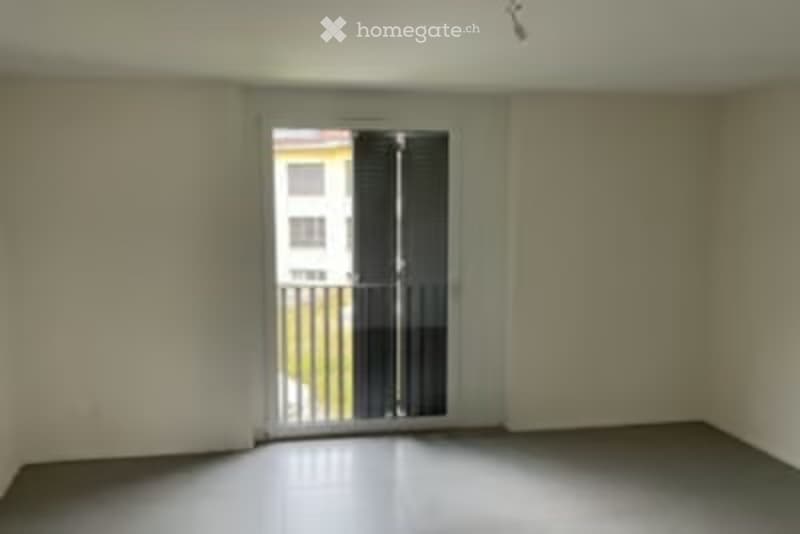 Appartement lumineux de 3 pièces avec balcon au cur d'Aigle (4)