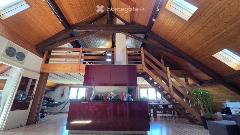 Loft lumineux à Bretigny-sur-Morrens Disponible Sept. 26 (1)