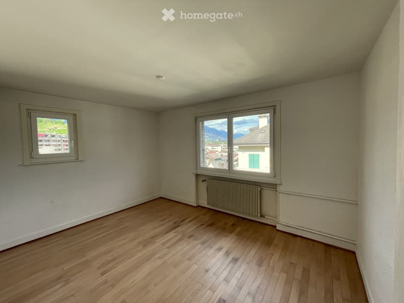Appartement en duplex au centre de Sierre (4)