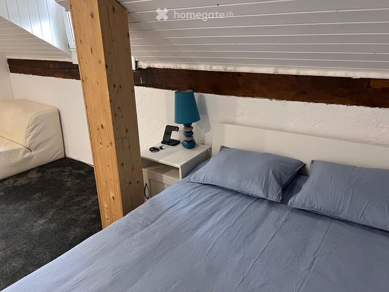 Chambre meublée (1)