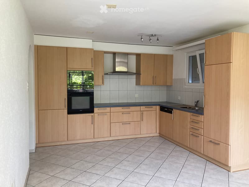 Bel appartement dans maison privée (1)