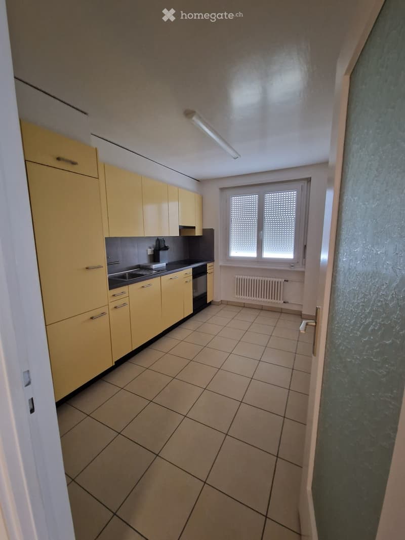 Appartement de 3 pièces au 1 étage disponible dès le 01.09. (4)