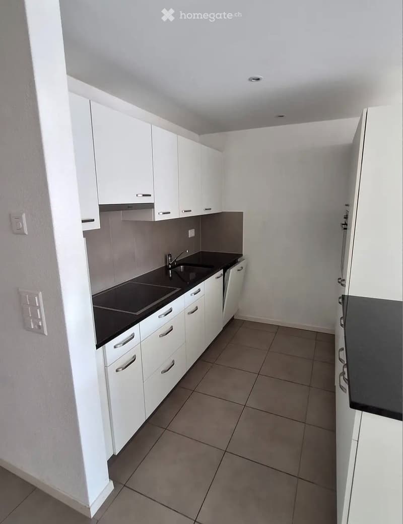 Bel appartement lumineux 3,5 pièces à Belfaux avec ascenseur (3)