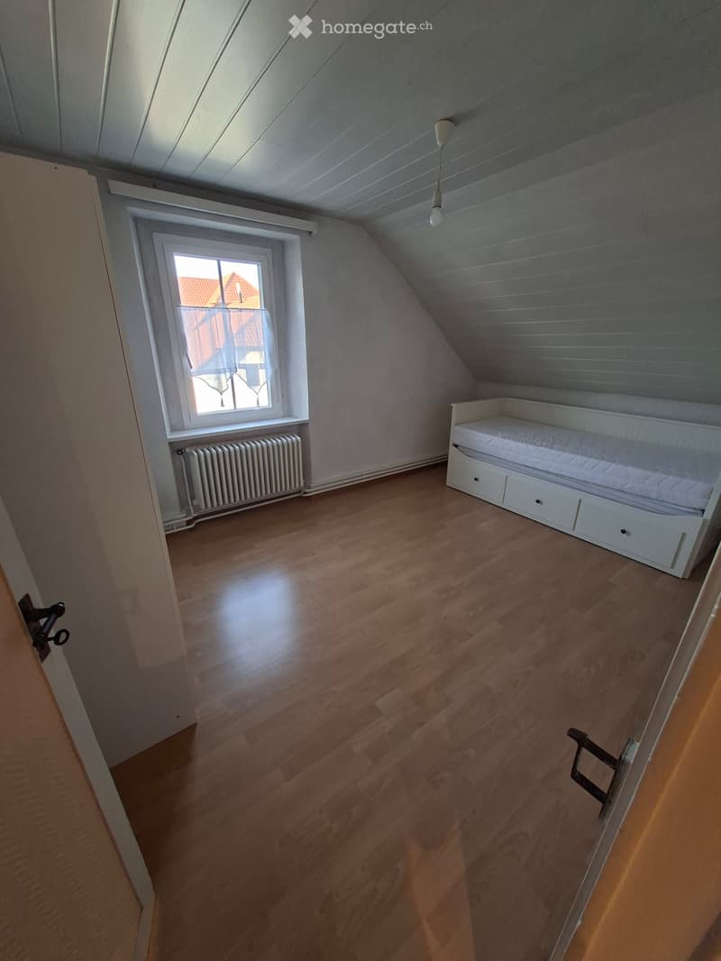 Appartement 3 pièces et demi libre de suite ou a convenir (3)