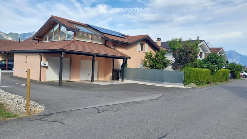 Maison familiale de 200m2 avec jardin à Vionnaz (1)
