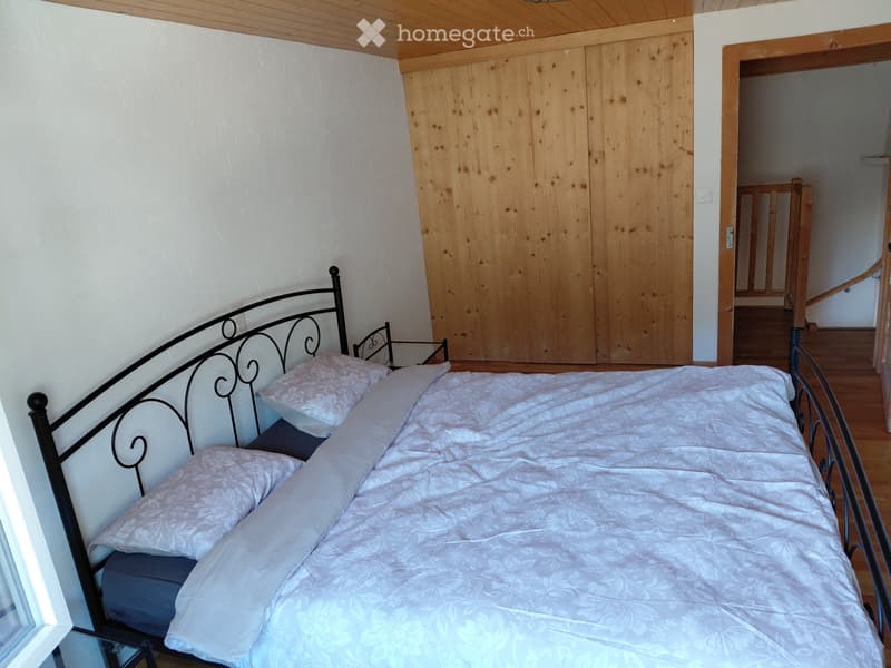 Grande chambre meublée à louer à Finhaut (3)