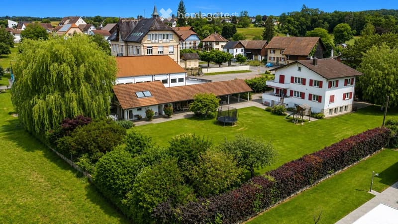 Maison de deux logements avec grande parcelle et pavillon (5)