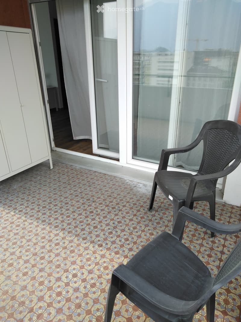 Si affitta monolocale ammobiliato con lavatrice (4)