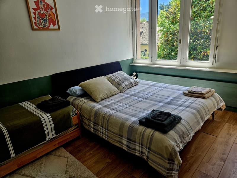 Modern & Spacious Furnished Villa with Large Garden (3)