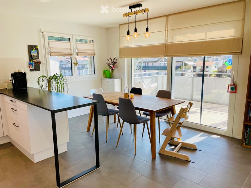 Appartement récent, 4.5 pièces au dernier étage à Courtepin (1)