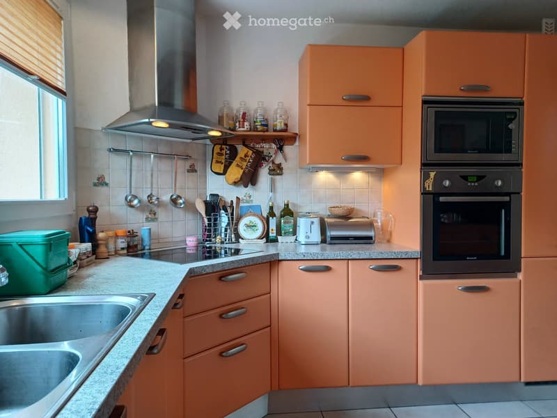 Chambre meublée à louer dans une villa (4)
