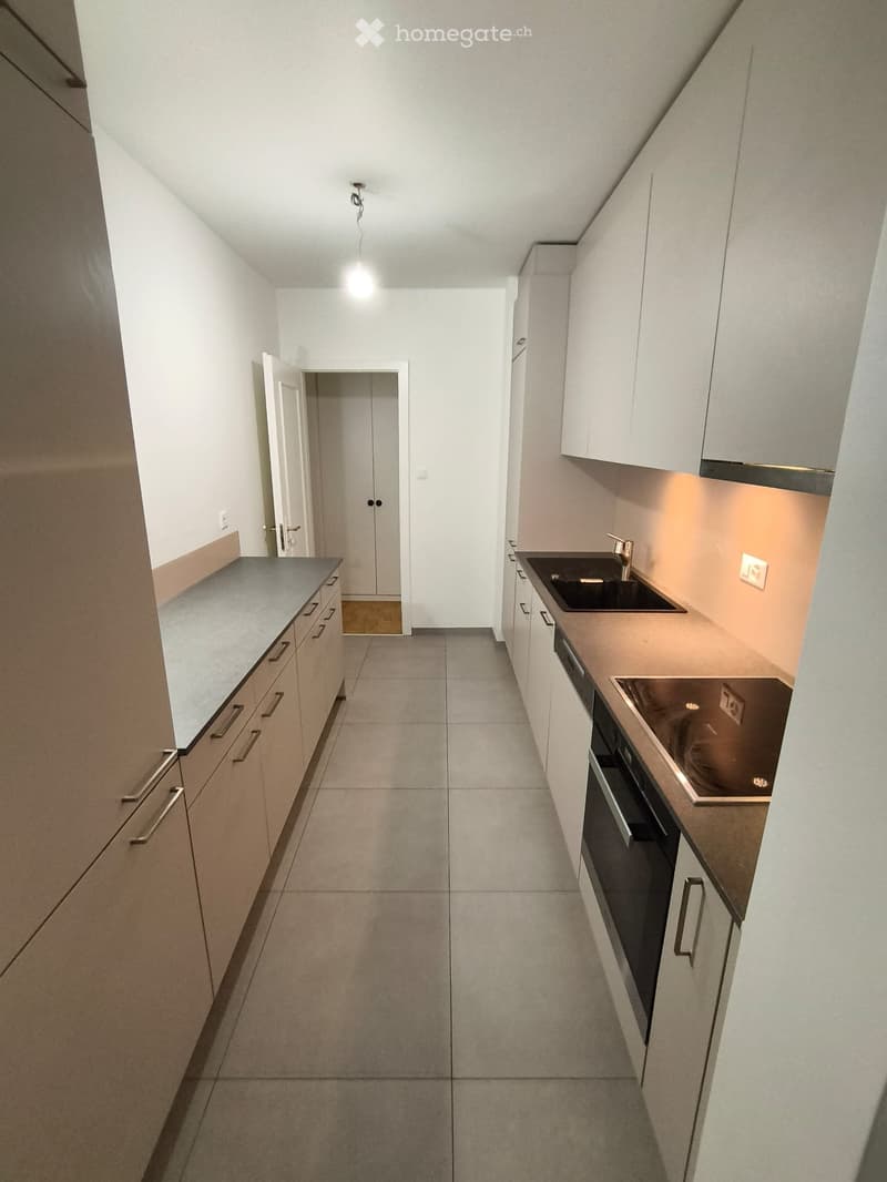Magnifique 3.5 pièces de 113m2 entièrement rénové à Lutry (2)