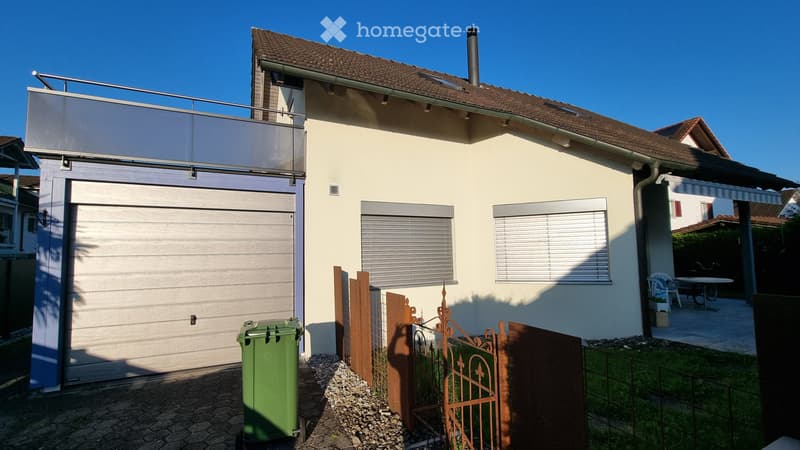 Stilvolles 5.5-Zimmer-Einfamilienhaus mit 507 m² Grundstück (1)