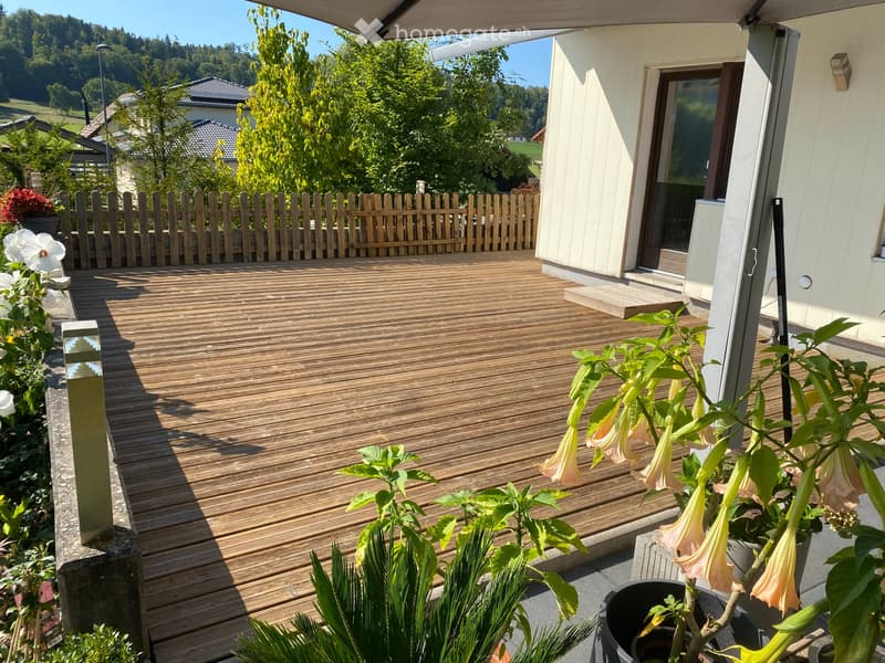 Maison avec grand jardin privatif et terrasse à Coeuve (2)