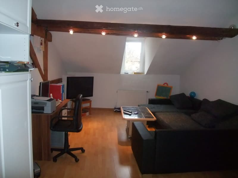 Appartement en attique de 2,5 pièces, 58 m2 au centre de Bex (1)