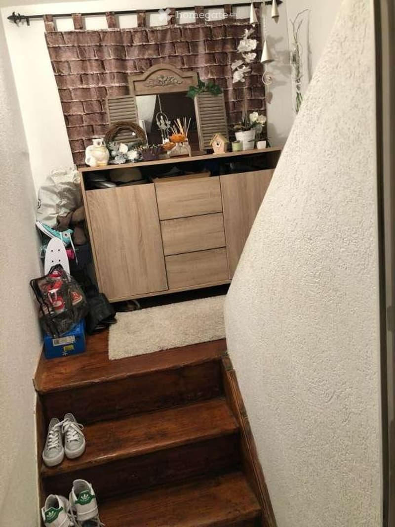 Appartement en attique de 2,5 pièces, 58 m2 au centre de Bex (5)