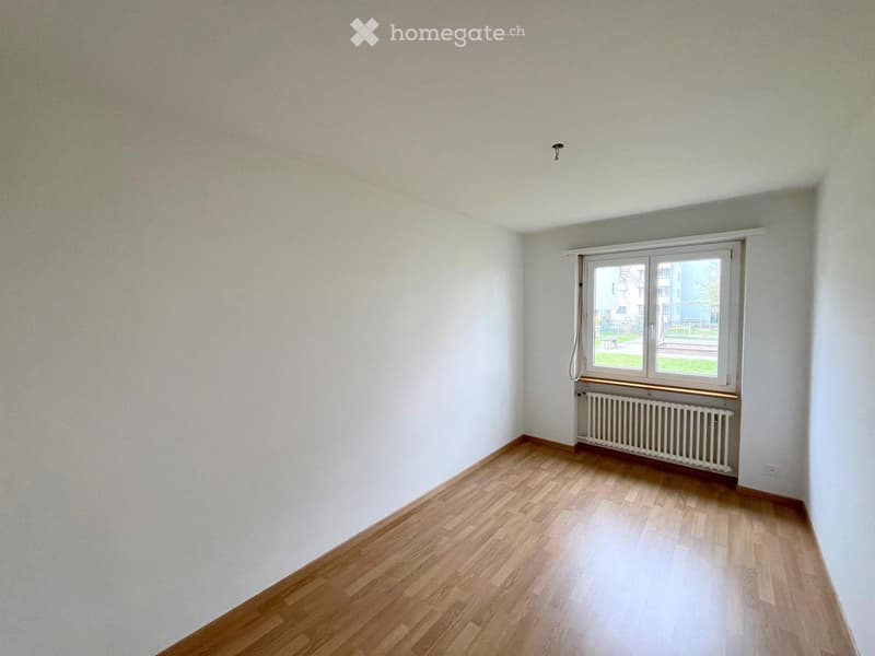 Charmante 3,5-Zimmer-Wohnung mit Balkon in Uster (4)