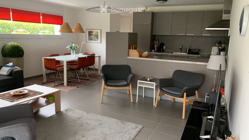 Chambre à louer à Genolier (2)
