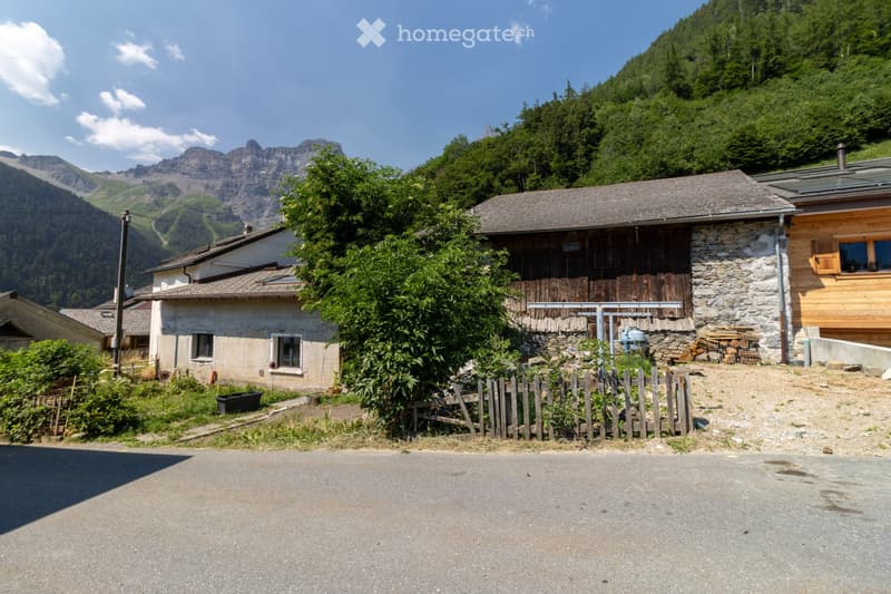 Charmante maison villageoise à Mex (St-Maurice) (1)