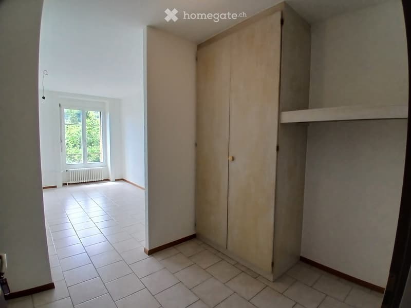 studio à louer à 2088 Cressier (2)