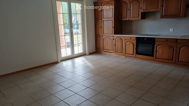 Joli 3 pièces - rez de jardin - dans villa privée (5)