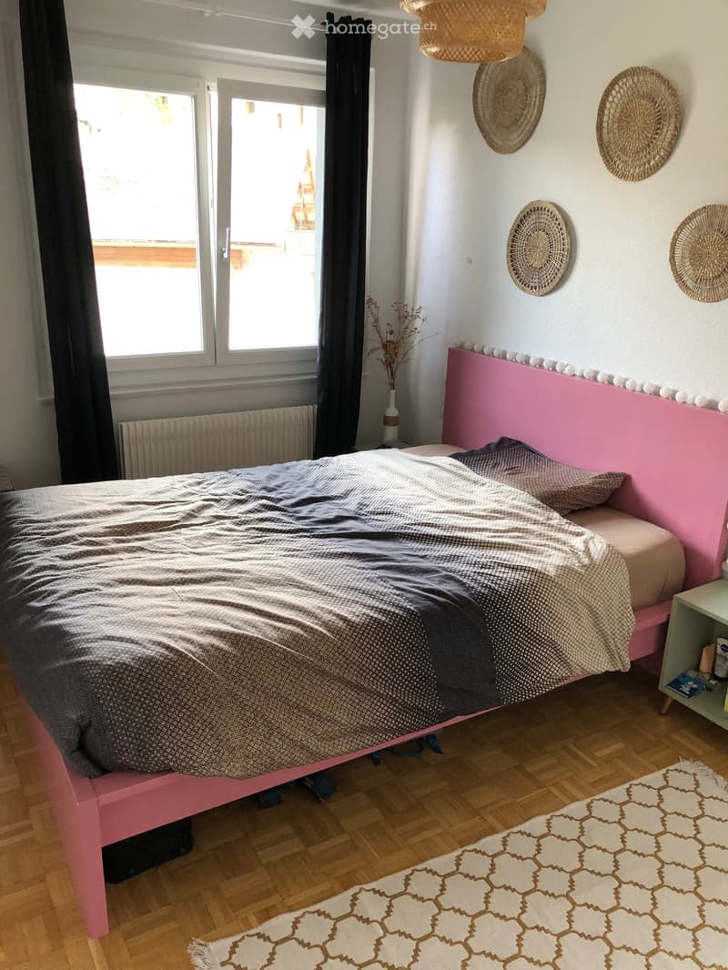 A louer à l'année charmant appartement au centre de Crans (4)