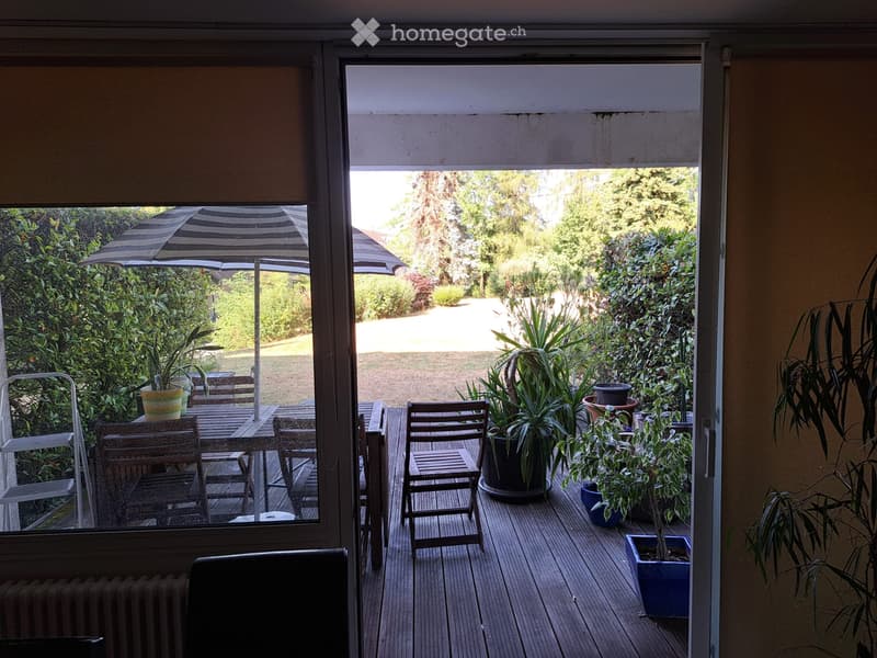 Bel appart avec terrasse. (1)