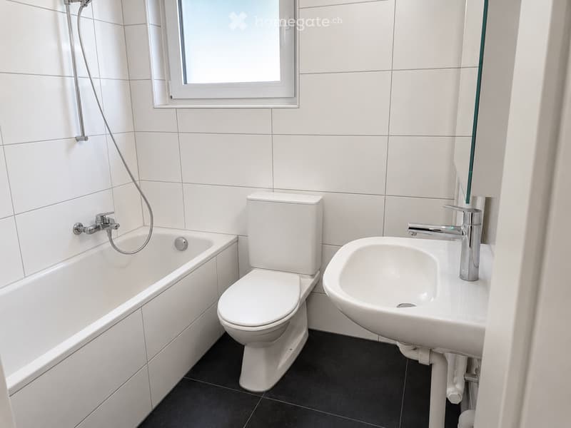 Appartement de 4,5 pièces avec balcon et jardin privatif (4)