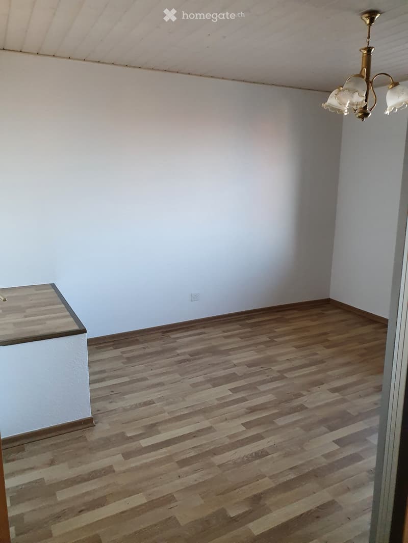 Maisonnette 3.5 avec cachet à louer à Thierrens (2)