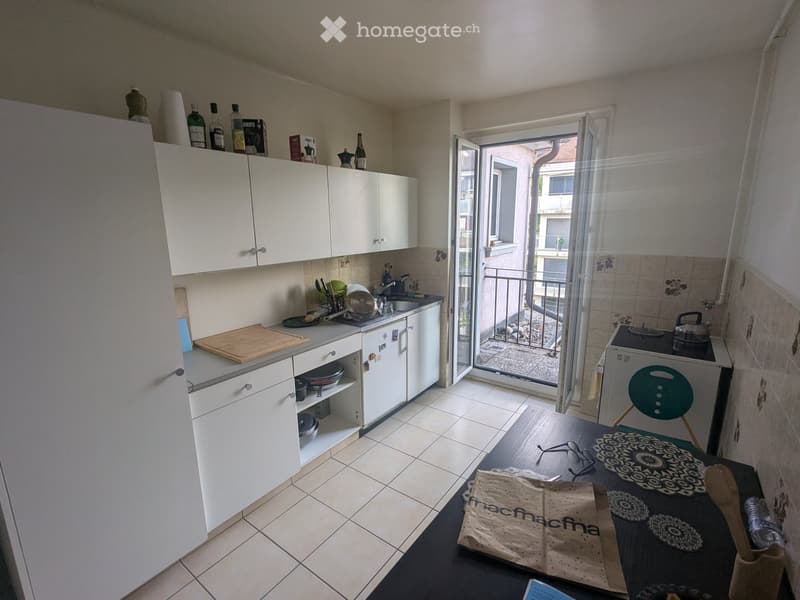 Location 2.5 pièces à remettre quartier mont d'Or (1)