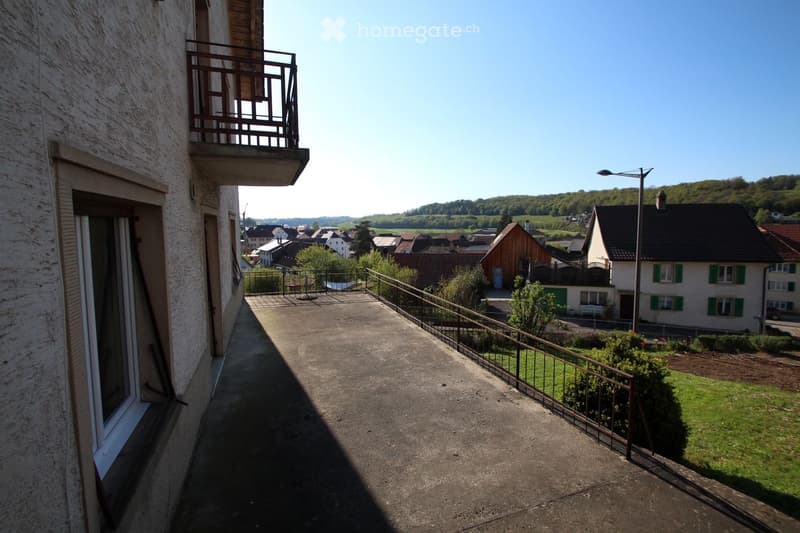 Appartement avec terrasse et jardin (1)