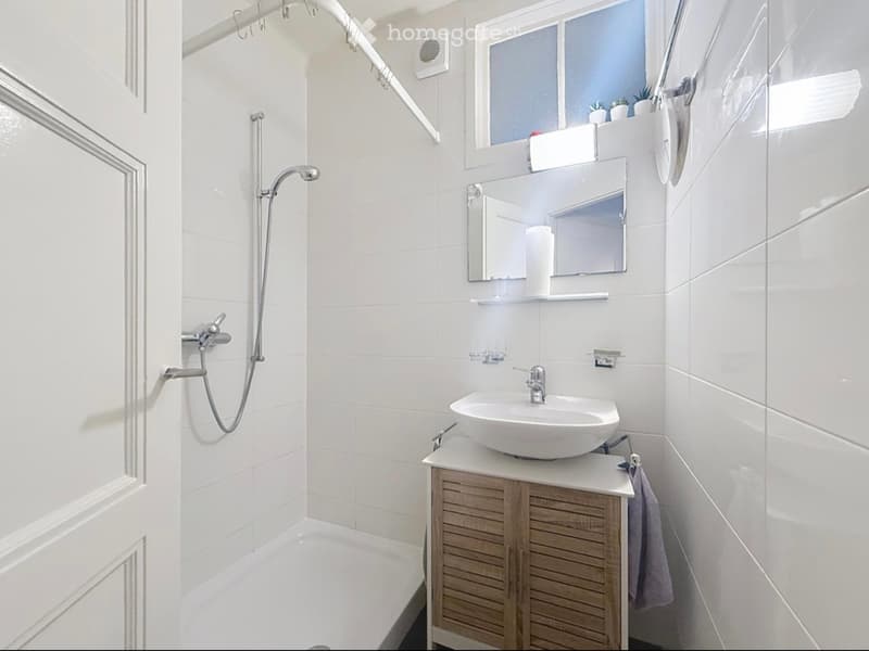 2 pièces idéalement situé en sous-location (4)