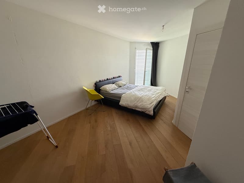 2.5 pièces aussi spacieux à Sion! (3)