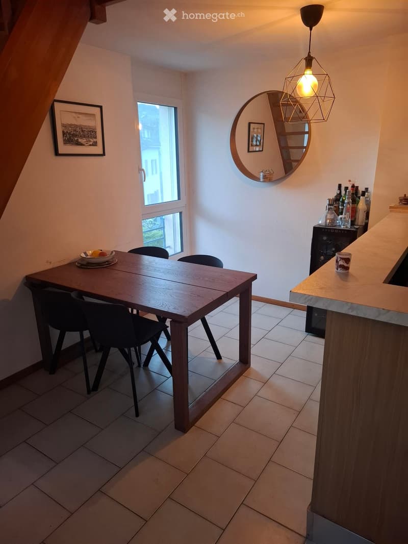 Charmant appartement en attique de 2 pièces à Perroy (2)