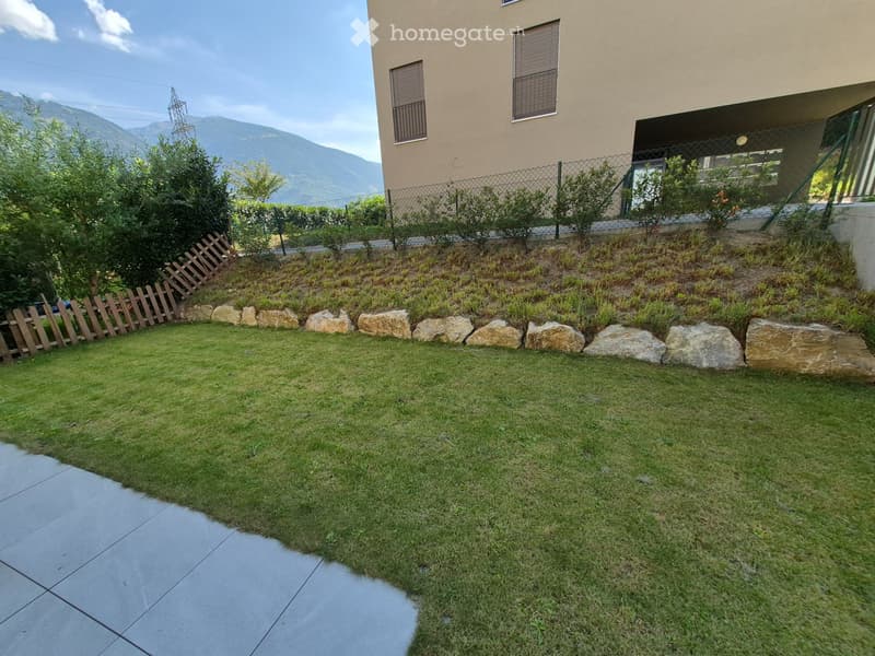 Magnifique 2.5 récent, rez-de-jardin avec grande terrasse (5)