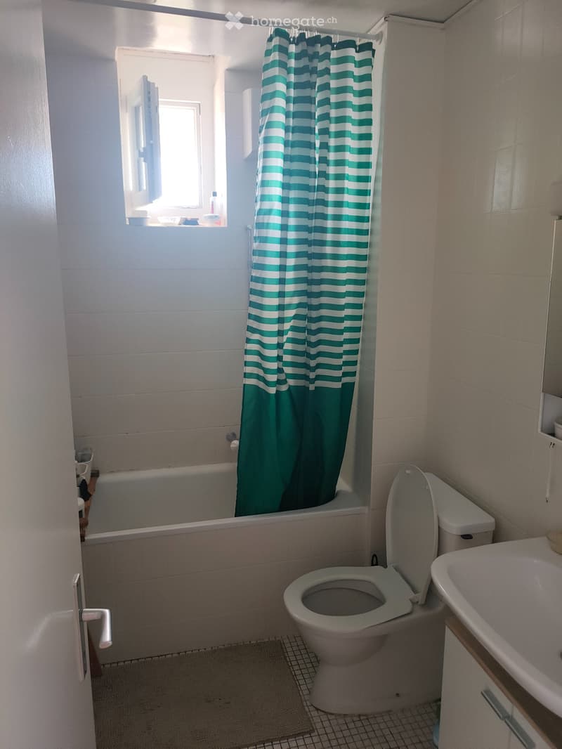 chambre dispo immédiatement (3)