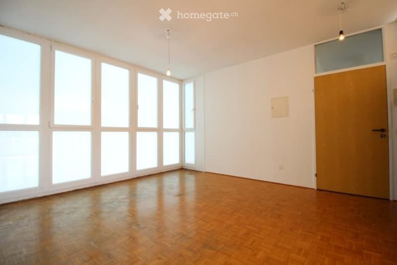 privato vende 3.5 locali con posteggio (4)
