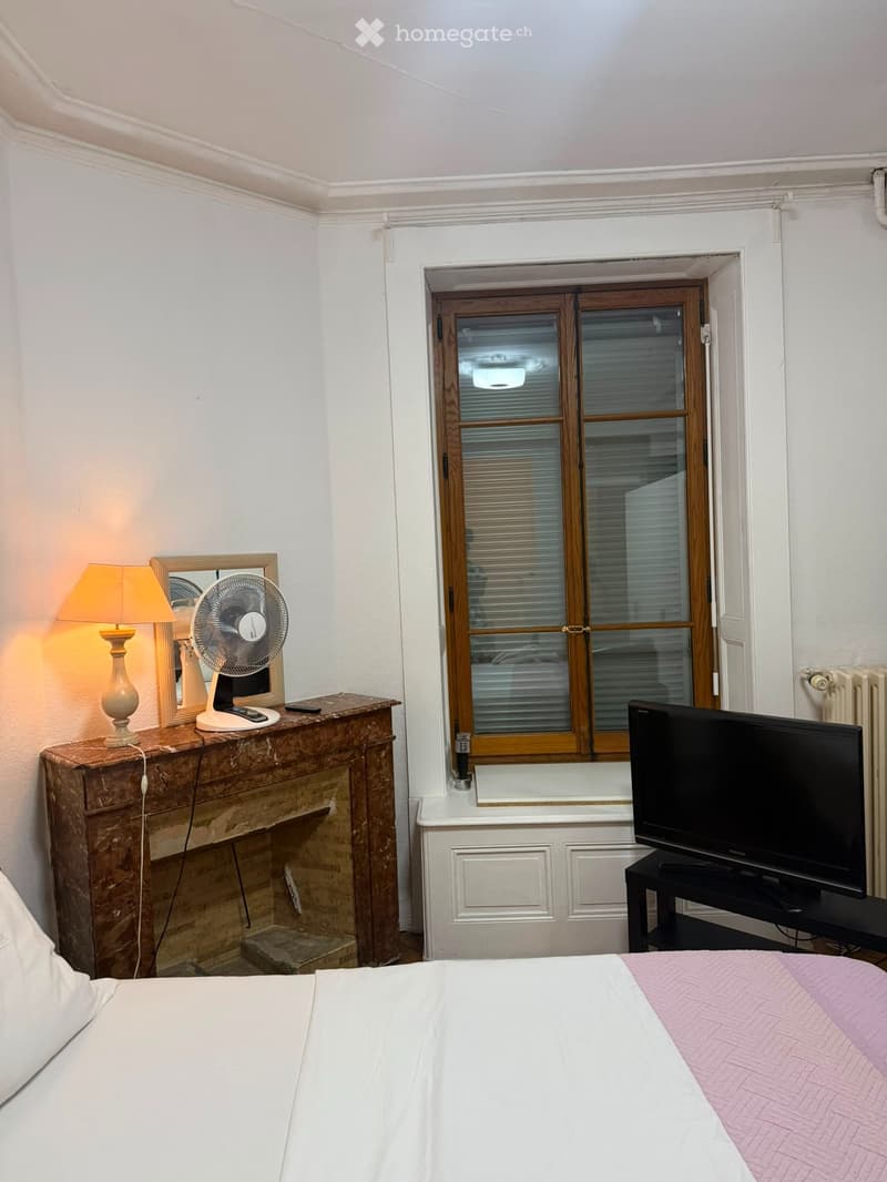 Private Room 1 Min to Tram Central Geneva (2)