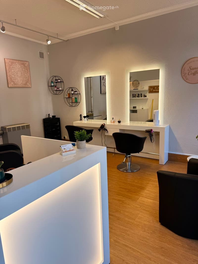 Recherche agence pour louer espaces beauté (1)